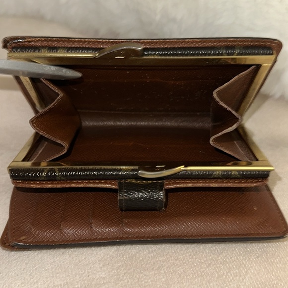 Louis Vuitton TH1062 LV Monogram Viennois Wallet - Picture 7 of 11